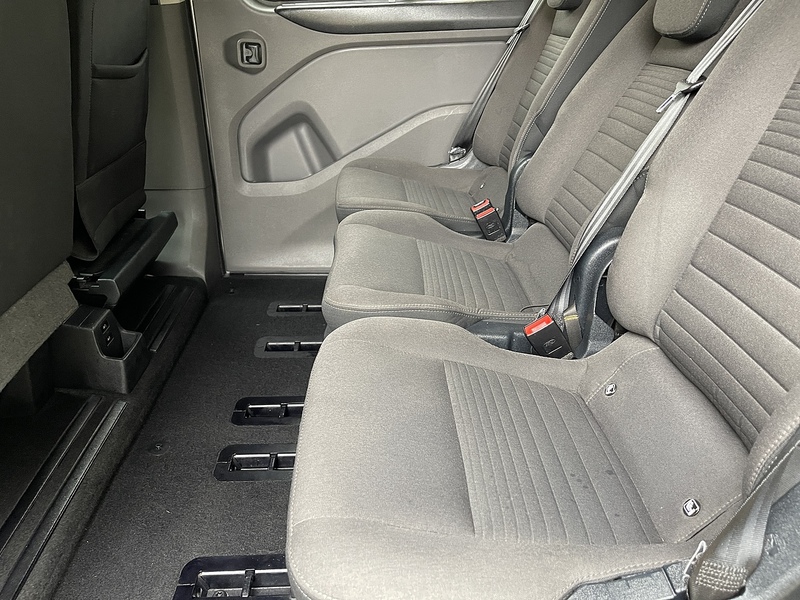 Ford Tourneo Custom 2.0 320 EcoBlue Titanium Auto L2 Euro 6 (s/s) 5dr - U310