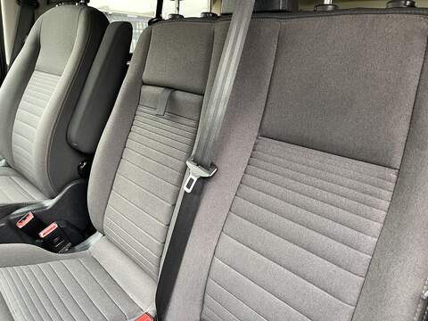 Ford Tourneo Custom 2.0 320 EcoBlue Titanium Auto L2 Euro 6 (s/s) 5dr - U310