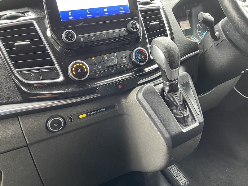 Ford Tourneo Custom 2.0 320 EcoBlue Titanium Auto L2 Euro 6 (s/s) 5dr - U310