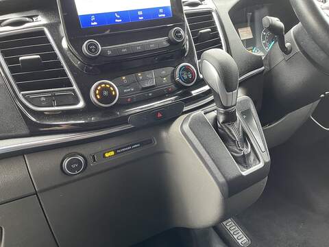Ford Tourneo Custom 2.0 320 EcoBlue Titanium Auto L2 Euro 6 (s/s) 5dr - U310