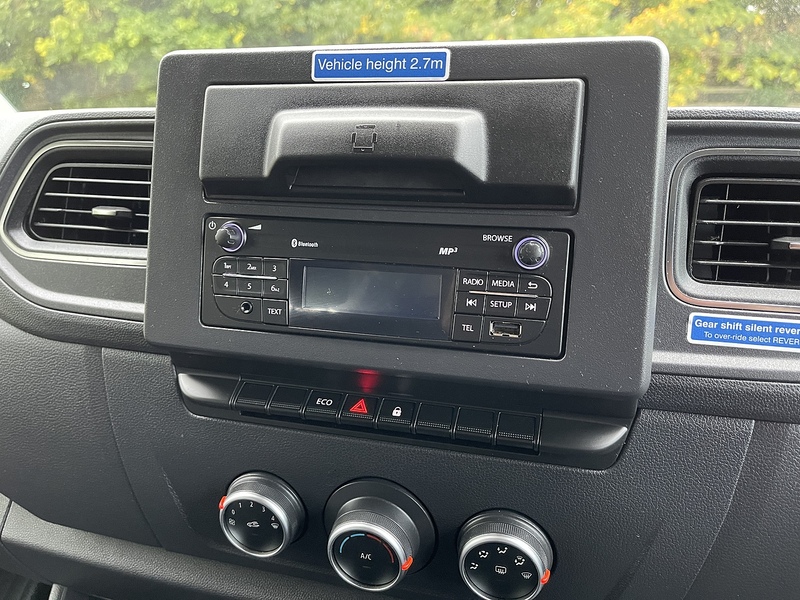 Renault Trucks Master ZE 56KW FWD 3T1 L2 H2 ED MESS CREW CAB Unlisted Electric - U312