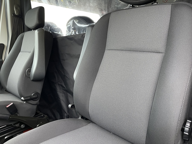 Renault Trucks Master ZE 56KW FWD 3T1 L2 H2 ED MESS CREW CAB Unlisted Electric - U312