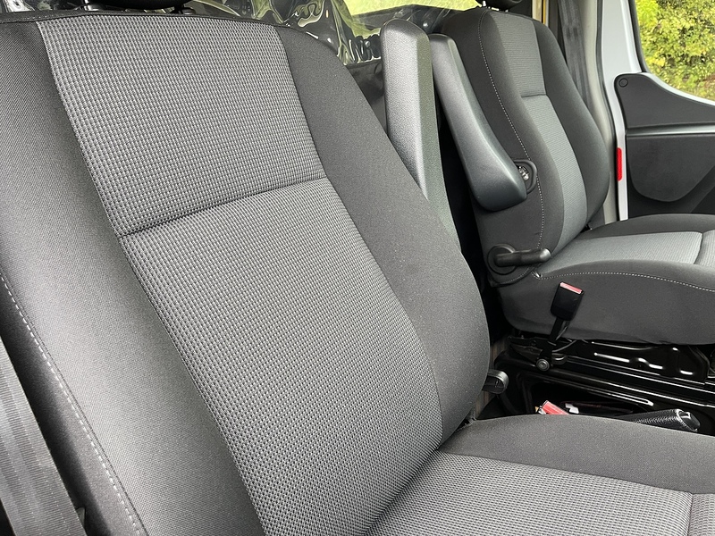 Renault Trucks Master ZE 56KW FWD 3T1 L2 H2 ED MESS CREW CAB Unlisted Electric - U312