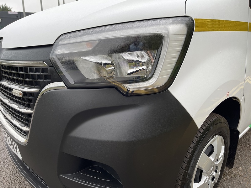 Renault Trucks Master ZE 56KW FWD 3T1 L2 H2 ED MESS CREW CAB Unlisted Electric - U312