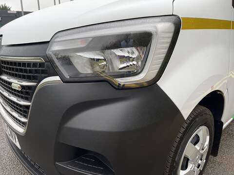 Renault Trucks Master ZE 56KW FWD 3T1 L2 H2 ED MESS CREW CAB Unlisted Electric - U312