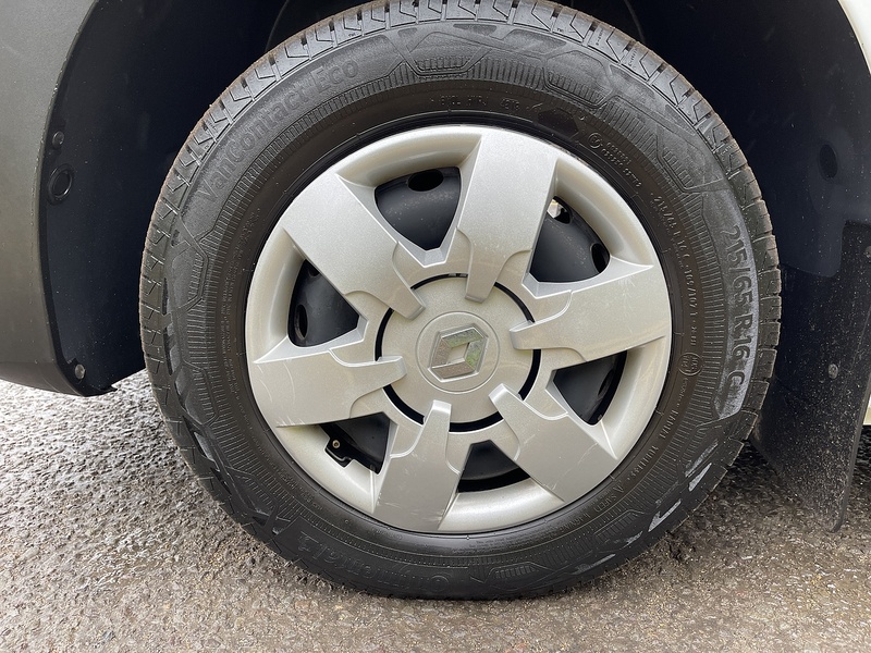 Renault Trucks Master ZE 56KW FWD 3T1 L2 H2 ED MESS CREW CAB Unlisted Electric - U312