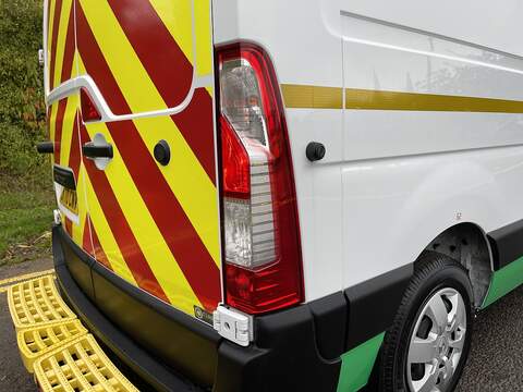 Renault Trucks Master ZE 56KW FWD 3T1 L2 H2 ED MESS CREW CAB Unlisted Electric - U312