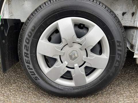 Renault Trucks Master ZE 56KW FWD 3T1 L2 H2 ED MESS CREW CAB Unlisted Electric - U312