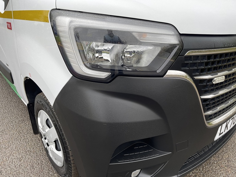 Renault Trucks Master ZE 56KW FWD 3T1 L2 H2 ED MESS CREW CAB Unlisted Electric - U312