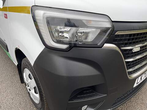 Renault Trucks Master ZE 56KW FWD 3T1 L2 H2 ED MESS CREW CAB Unlisted Electric - U312