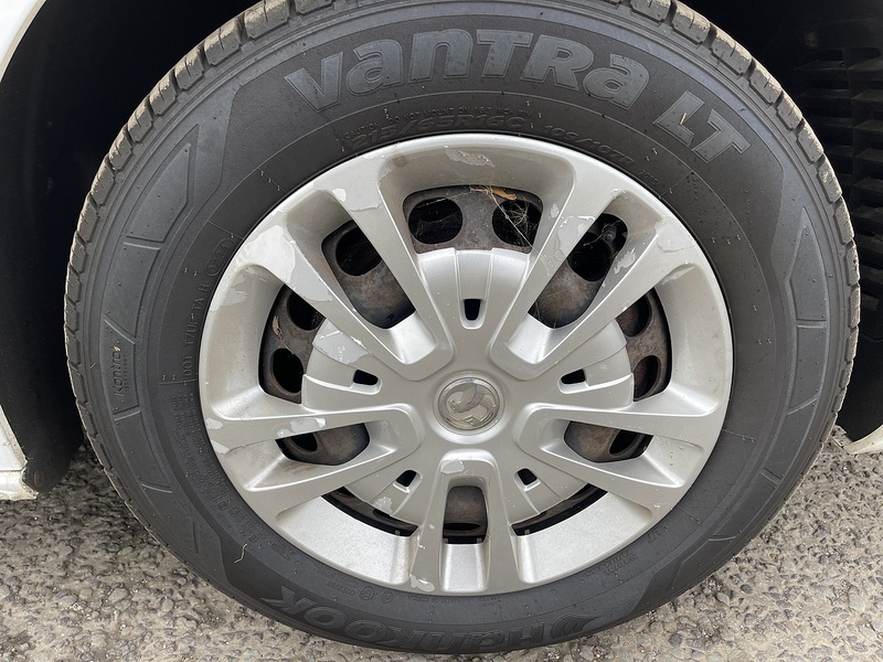 Vauxhall Vivaro Vivaro 1.5 Turbo D 2700 Sportive L1 H1 Euro 6 (s/s) 5dr - U32