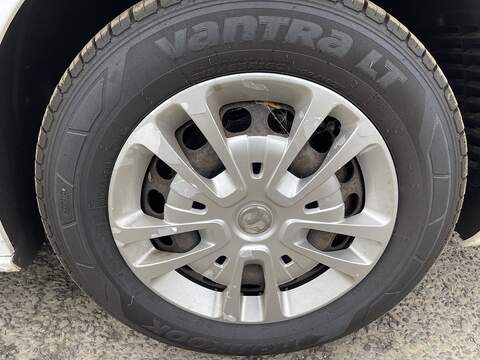 Vauxhall Vivaro Vivaro 1.5 Turbo D 2700 Sportive L1 H1 Euro 6 (s/s) 5dr - U32