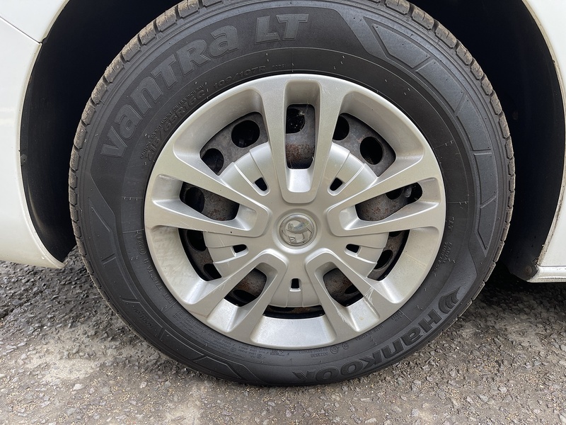 Vauxhall Vivaro Vivaro 1.5 Turbo D 2700 Sportive L1 H1 Euro 6 (s/s) 5dr - U32