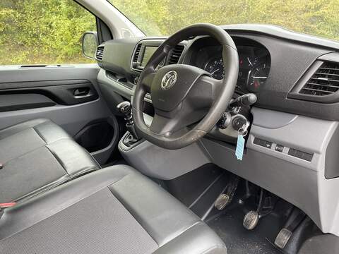 Vauxhall Vivaro Vivaro 1.5 Turbo D 2700 Sportive L1 H1 Euro 6 (s/s) 5dr - U32