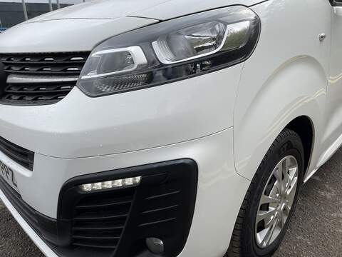 Vauxhall Vivaro Vivaro 1.5 Turbo D 2700 Sportive L1 H1 Euro 6 (s/s) 5dr - U32