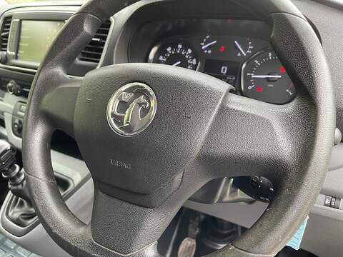 Vauxhall Vivaro Vivaro 1.5 Turbo D 2700 Sportive L1 H1 Euro 6 (s/s) 5dr - U32