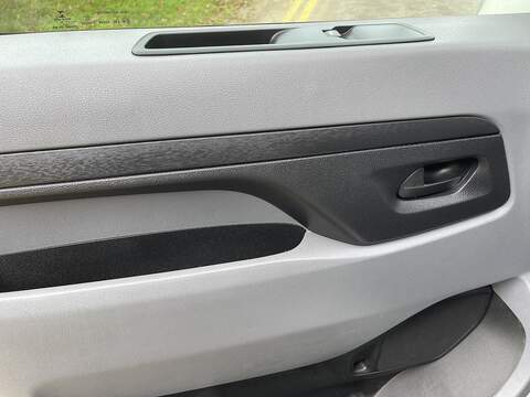 Vauxhall Vivaro Vivaro 1.5 Turbo D 2700 Sportive L1 H1 Euro 6 (s/s) 5dr - U32