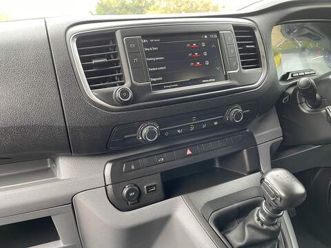 Vauxhall Vivaro Vivaro 1.5 Turbo D 2700 Sportive L1 H1 Euro 6 (s/s) 5dr - U32