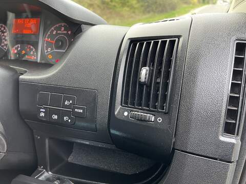 Peugeot Boxer Boxer Professional Panel Van 2 Manual Diesel - U320