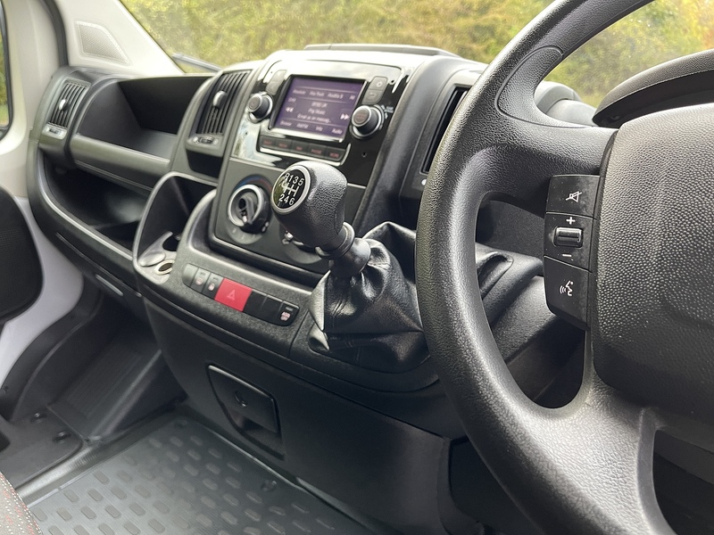 Peugeot Boxer Boxer Professional Panel Van 2 Manual Diesel - U320