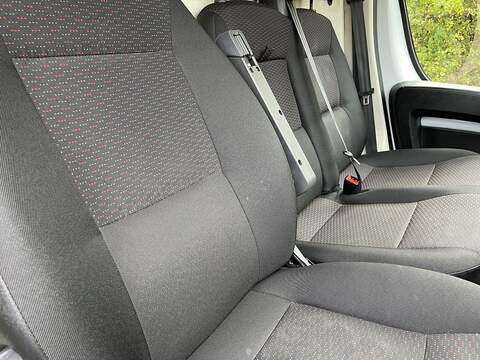 Peugeot Boxer Boxer Professional Panel Van 2 Manual Diesel - U320