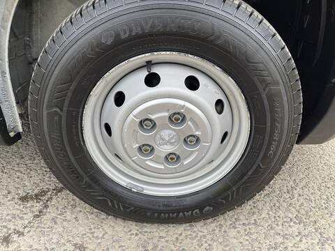 Peugeot Boxer Boxer Professional Panel Van 2 Manual Diesel - U320