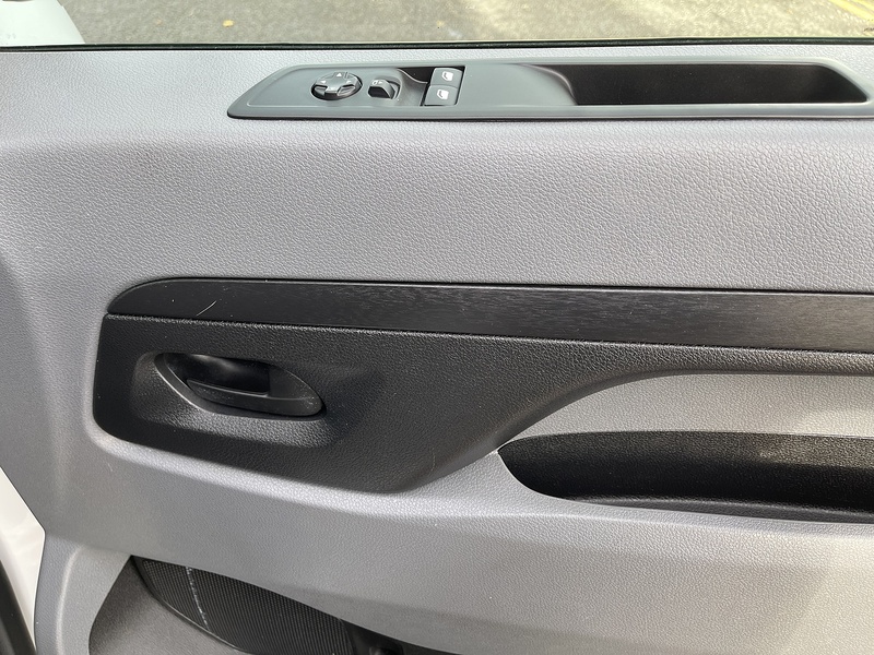 Citroen Dispatch 1.5 BlueHDi 1000 Enterprise M FWD 2 Euro 6 (s/s) 6dr - U321