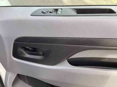 Citroen Dispatch 1.5 BlueHDi 1000 Enterprise M FWD 2 Euro 6 (s/s) 6dr - U321