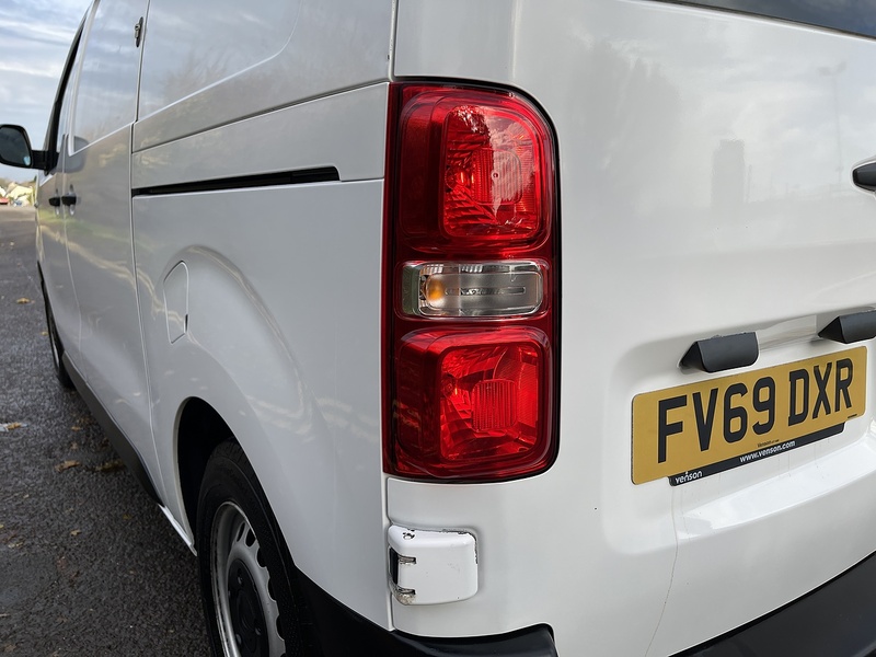 Citroen Dispatch 1.5 BlueHDi 1000 Enterprise M FWD 2 Euro 6 (s/s) 6dr - U321