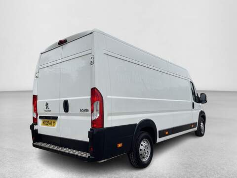 Peugeot Boxer 2.2 BlueHDi 435 Professional L4 H2 Euro 6 (s/s) 5dr - U322