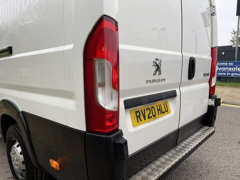 Peugeot Boxer 2.2 BlueHDi 435 Professional L4 H2 Euro 6 (s/s) 5dr - U322
