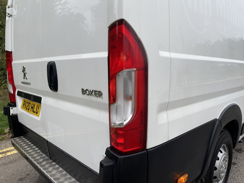 Peugeot Boxer 2.2 BlueHDi 435 Professional L4 H2 Euro 6 (s/s) 5dr - U322