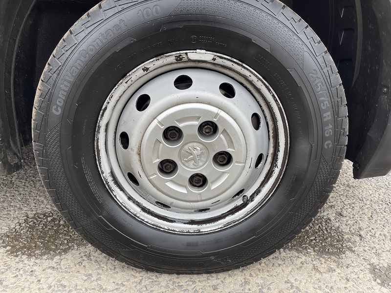 Peugeot Boxer 2.2 BlueHDi 435 Professional L4 H2 Euro 6 (s/s) 5dr - U322