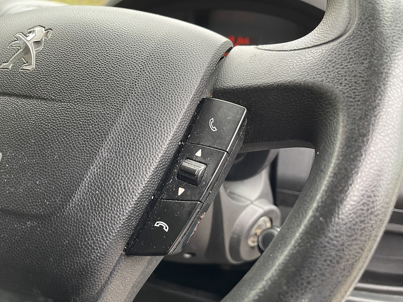 Peugeot Boxer 2.2 BlueHDi 435 Professional L4 H2 Euro 6 (s/s) 5dr - U322