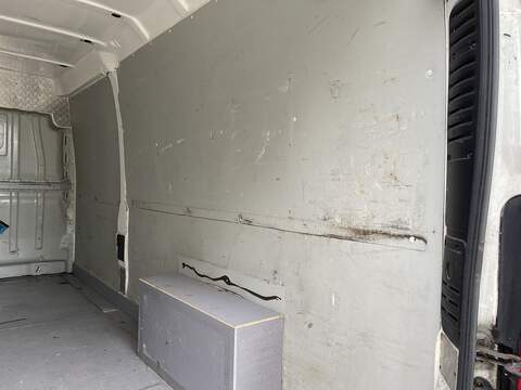 Peugeot Boxer 2.2 BlueHDi 435 Professional L4 H2 Euro 6 (s/s) 5dr - U322