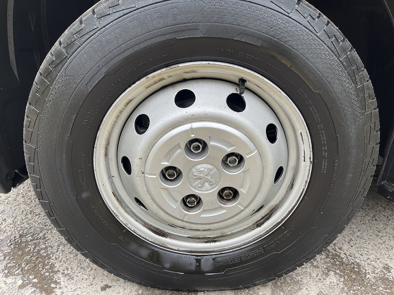 Peugeot Boxer 2.2 BlueHDi 435 Professional L4 H2 Euro 6 (s/s) 5dr - U323