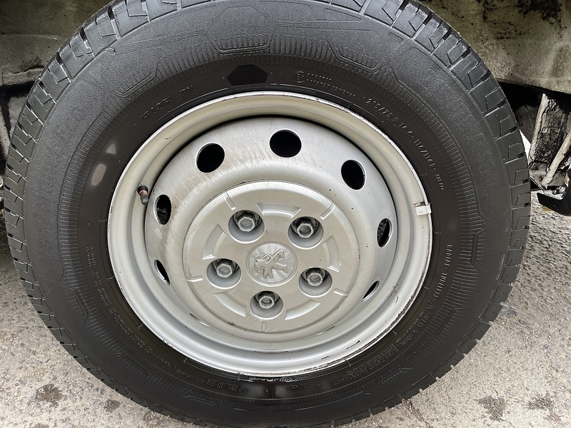 Peugeot Boxer 2.2 BlueHDi 435 Professional L4 H2 Euro 6 (s/s) 5dr - U323