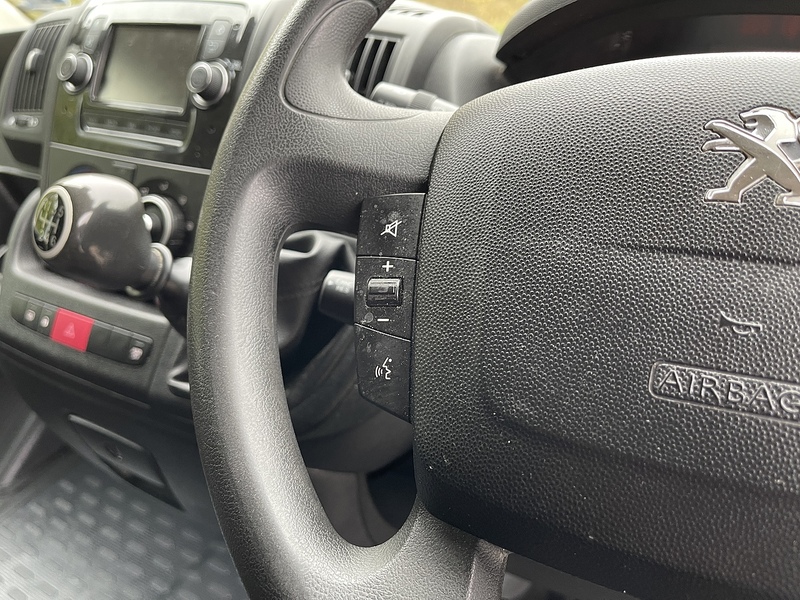 Peugeot Boxer 2.2 BlueHDi 435 Professional L4 H2 Euro 6 (s/s) 5dr - U323