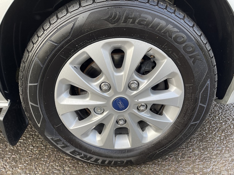 Ford Transit Custom 2.0 320 EcoBlue Limited Crew Van L2 H1 Euro 6 (s/s) 5dr (6 Seat) - U324