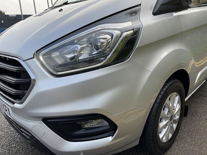 Ford Transit Custom 2.0 320 EcoBlue Limited Crew Van L2 H1 Euro 6 (s/s) 5dr (6 Seat) - U324