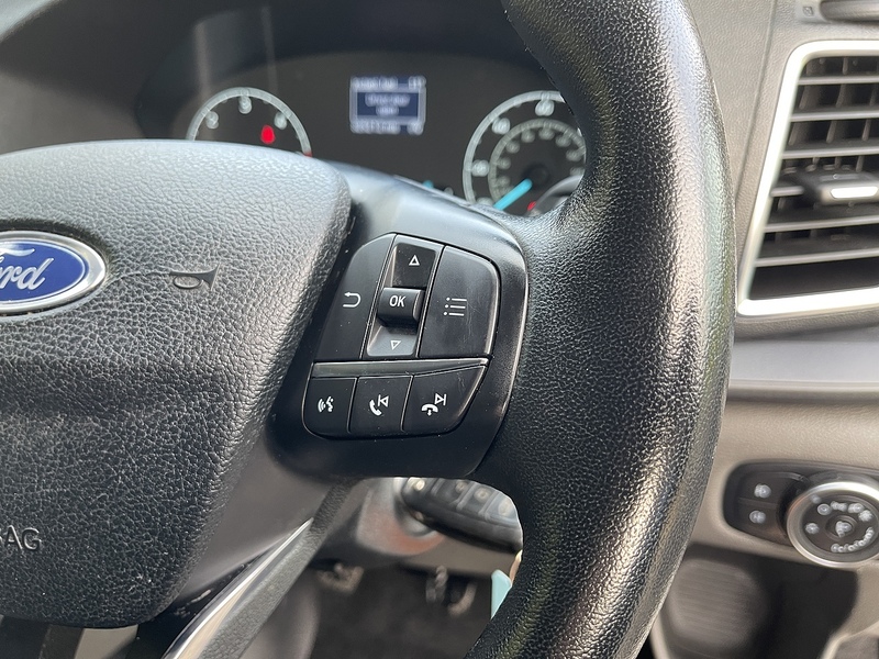 Ford Transit Custom 2.0 320 EcoBlue Limited Crew Van L2 H1 Euro 6 (s/s) 5dr (6 Seat) - U324