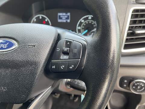 Ford Transit Custom 2.0 320 EcoBlue Limited Crew Van L2 H1 Euro 6 (s/s) 5dr (6 Seat) - U324