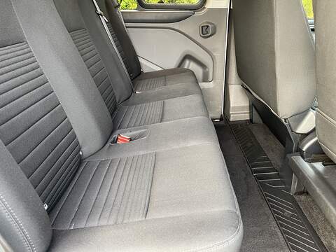 Ford Transit Custom 2.0 320 EcoBlue Limited Crew Van L2 H1 Euro 6 (s/s) 5dr (6 Seat) - U324