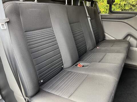 Ford Transit Custom 2.0 320 EcoBlue Limited Crew Van L2 H1 Euro 6 (s/s) 5dr (6 Seat) - U324