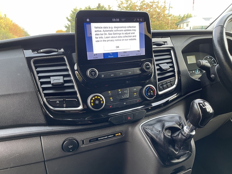 Ford Transit Custom 2.0 320 EcoBlue Limited Crew Van L2 H1 Euro 6 (s/s) 5dr (6 Seat) - U324