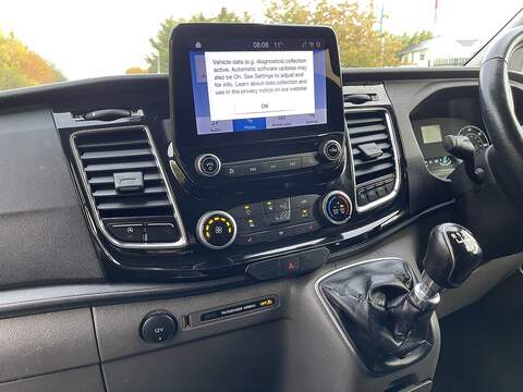 Ford Transit Custom 2.0 320 EcoBlue Limited Crew Van L2 H1 Euro 6 (s/s) 5dr (6 Seat) - U324