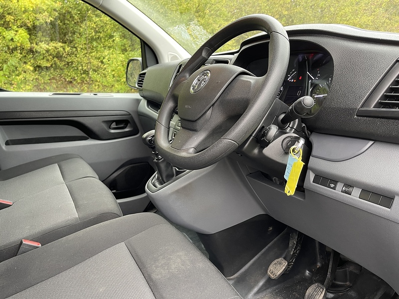 Vauxhall Vivaro 1.5 Turbo D 2900 Sportive L2 H1 Euro 6 (s/s) 6dr - U329