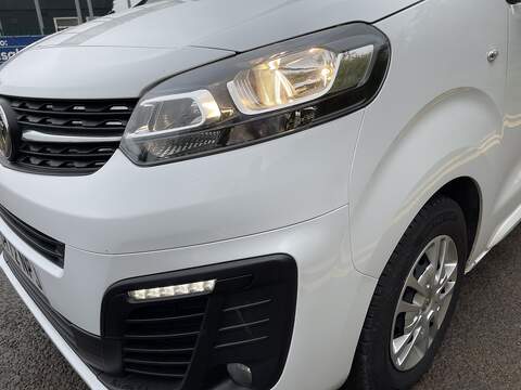 Vauxhall Vivaro 1.5 Turbo D 2900 Sportive L2 H1 Euro 6 (s/s) 6dr - U329