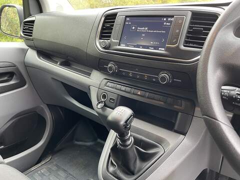 Vauxhall Vivaro 1.5 Turbo D 2900 Sportive L2 H1 Euro 6 (s/s) 6dr - U329