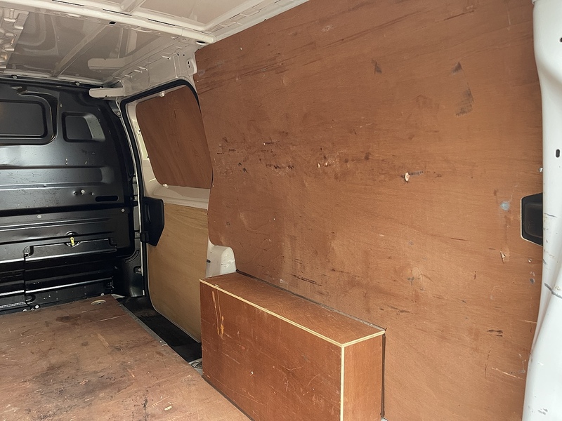 Vauxhall Vivaro 1.5 Turbo D 2900 Sportive L2 H1 Euro 6 (s/s) 6dr - U329